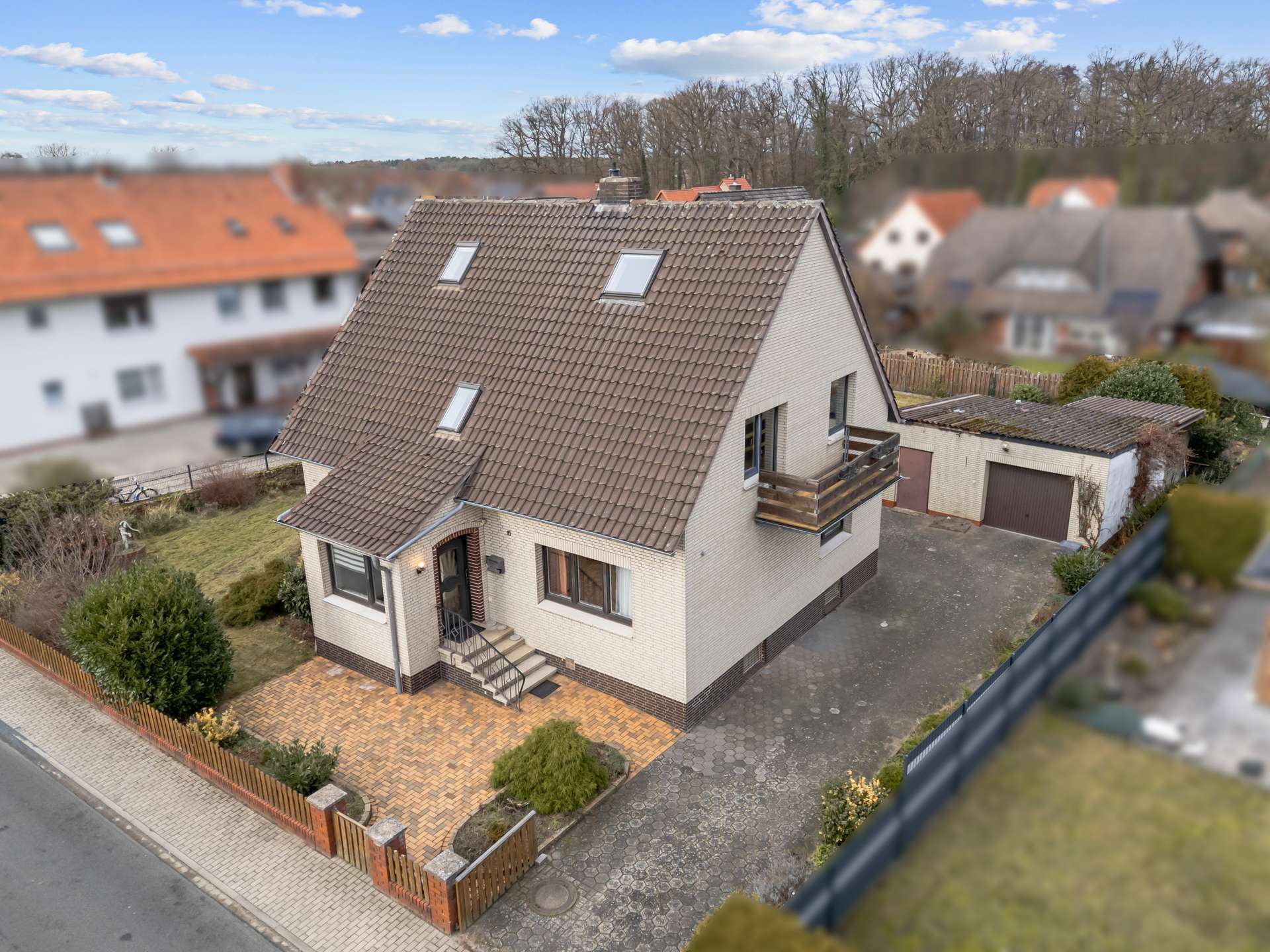 Einfamilienhaus mit Einliegerwohnung in Gifhorn-Kästorf ✨, Gifhorn Kreis – Bild 1