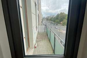 Mitte erleben: 2,5-Zimmer-Wohnung mit Balkon – Chausseestraße 92, 10115 Mitte (Ortsteil), Berlin – Vorschaubild 2