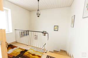 60-iger-Zwei-Fam.haus, großer Garten, 784 qm, Dop.garage +Carport, frei, ruhige Lage Gaimersheim – Die vollständige Adresse der Immobilie erhältst du vom Anbieter., 85080 Gaimersheim – Vorschaubild 11