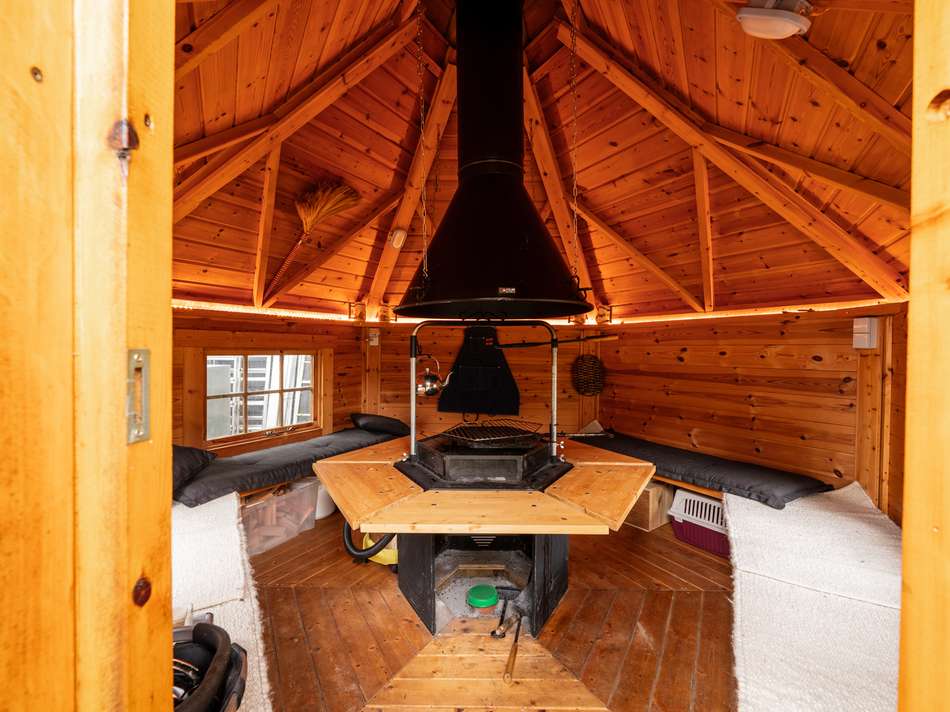 Grillhütte innen
