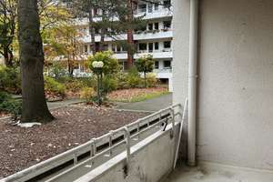 Frisch sanierte 3-Zimmer-Wohnung mit EBK,  Balkon im grünem Innenhof in der List  – Tannenbergallee 5, 30163 List, Hannover – Vorschaubild 11