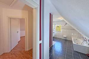 Reinfeld : Moderne und energieeffiziente 3-Zi Doppelhaushälfte in gefragter Wohnlage von Reinfeld – Die vollständige Adresse der Immobilie erhältst du vom Anbieter., 23858 Reinfeld (Holstein) – Vorschaubild 11