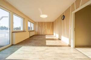Barrierearme 2,5-Zimmer-Wohnung mit Aufzug und zwei Balkonen in zentraler Innenstadtlage – Die vollständige Adresse der Immobilie erhältst du vom Anbieter., 46236 Stadtmitte, Bottrop – Vorschaubild 3