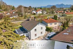Einzigartiges modernisiertes Einfamilienhaus mit Effizientem Heizsystem – Rosenheim (Kreis) – Vorschaubild 1
