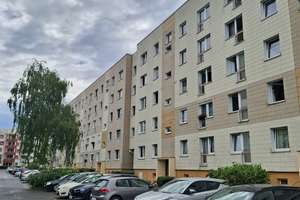 Sanierungsbedüftige/vermietete - 2 Raum Wohnung zu verkaufen