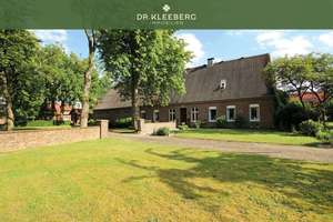 Dorfprägender Resthof mit Charme und großem Entwicklungspotenzial im Herzen von Gimbte – Die vollständige Adresse der Immobilie erhältst du vom Anbieter., 48268 Greven – Vorschaubild 1
