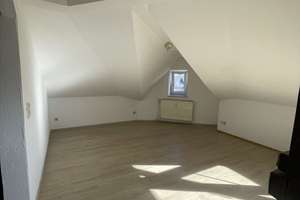 Gemütliche DG-Wohnung in Wattenscheid zu vermieten – Ückendorfer Straße 97, 44866 Leithe, Bochum – Vorschaubild 4