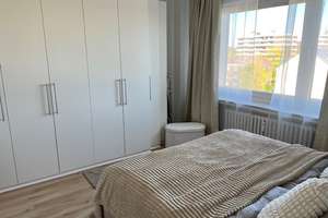 voll möblierte attraktive 2 Zimmer Wohnung mit toller Aussicht über Lörickkon in Düsseldorf-Lörick – Grevenbroicher Weg 35, 40547 Lörick, Düsseldorf – Vorschaubild 8