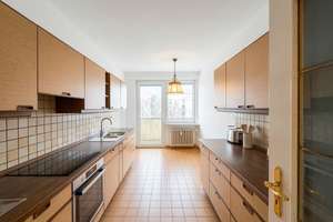 Repräsentative Stadtwohnung mit 2 Balkonen - Vermietung befristet auf 3 Jahre – Berliner Platz 8, 97080 Altstadt, Würzburg – Vorschaubild 5