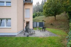 Exklusives und stilvolles Mehrfamilienhaus an der Terrassenmosel- Zwei Doppelhaushälften mit Panoram – Die vollständige Adresse der Immobilie erhältst du vom Anbieter., 56332 Brodenbach – Vorschaubild 8