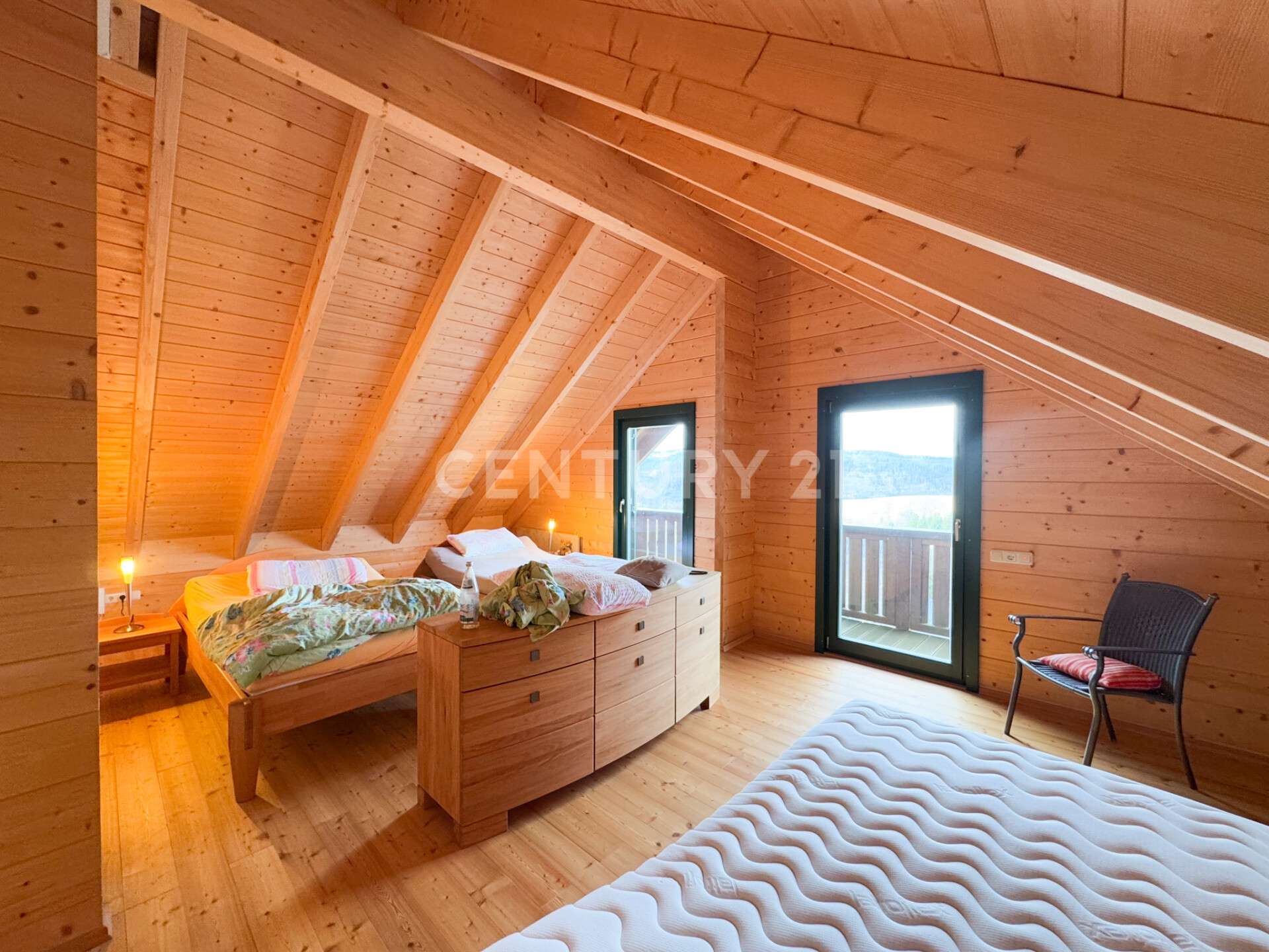 Immobilie in Meura - Modernes Blockhaus mit großer Halle - Die perfekte Jagdhütte - Bild 6