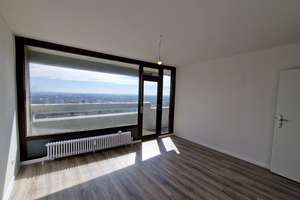 Schöne 4-Zimmer-Wohnung in Vogelstang Zentrum ! – Geraer Ring 10, 68309 Vogelstang, Mannheim – Vorschaubild 3