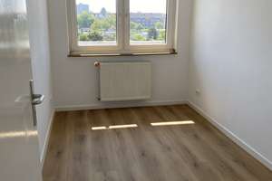 Erstbezug nach umfangreicher Sanierung: 4-Zi. Wohnung mit Balkon – Die vollständige Adresse der Immobilie erhältst du vom Anbieter., 40470 Rath, Düsseldorf – Vorschaubild 8