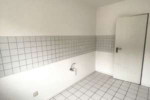 gepflegte, renovierte 2-Zimmer-Wohnung mit Balkon in perfekter Lage für Anleger – Die vollständige Adresse der Immobilie erhältst du vom Anbieter., 52080 Eilendorf, Aachen – Vorschaubild 7