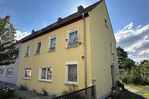 ++ Großzügiges 2-Parteienhaus mit Balkon, 3 Garagen und Garten in ruhiger Lage in LD-Stadt ! ++ – Landau in der Pfalz – Vorschaubild 1