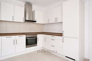 Exklusive 3-Zimmer- Gartenwohnung am Riedberg in Innenlage mit viel Privatsphäre – 60438 Kalbach-Riedberg, Frankfurt am Main – Vorschaubild 7