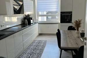 Schöne ,renovierte 3-Zimmer Wohnung in Remscheid Innenstadt, 2. OG, gehobene Ausstattung – Hindenburgstraße 101, 42853 Stadtpark, Remscheid – Vorschaubild 3