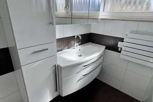 Großzügige 3-Zimmer-Wohnung mit zwei sonnigen Dachterrassen und Weitblick – 93051 Kumpfmühl-Ziegetsdorf-Neuprüll, Regensburg – Vorschaubild 13
