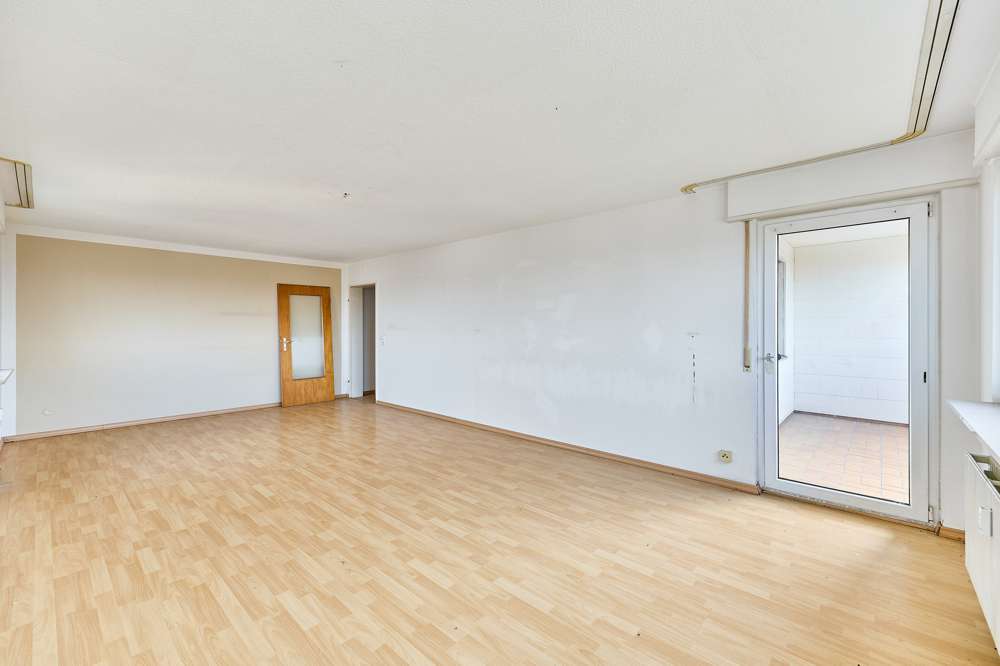 Immobilie in Schwetzingen - Helle 4-Zimmer-Wohnung mit Weitblick - Bild 0