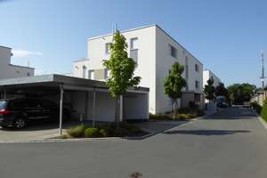 Helle, barrierefreie Wohnung in Erlangen: 2,5-Zimmer-Wohnung mit Balkon – Vogelherd 39, 91058 Tennenlohe, Erlangen – Vorschaubild 2