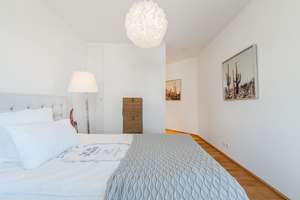 Wunderschöne Altbau-Wohnung im Herzen von Alt-Oberkassel – Die vollständige Adresse der Immobilie erhältst du vom Anbieter., 40545 Oberkassel, Düsseldorf – Vorschaubild 12