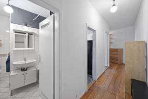 *Ruhig gelegen & lichtdurchflutet* 2-Zimmer-Altbauwohnung mit Flair im Boxhagener Kiez! – Boxhagener Str. 51, 10245 Friedrichshain, Berlin – Vorschaubild 17