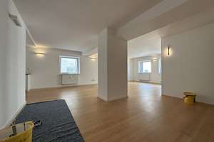 Platz, Platz, und noch mehr Platz - Offene und helle 3 Zimmer Wohnung mit Balkon – Die vollständige Adresse der Immobilie erhältst du vom Anbieter., 70182 Dobel, Stuttgart – Vorschaubild 8