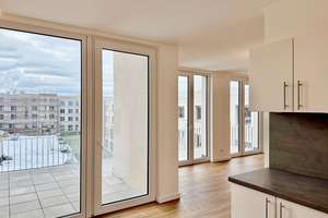 Neubau-Gebiet Hannover KRONSRODE: Einbauküche, gr. Süd-Balkon, Fußbodenheizung, Gäste-Bad, TG, Kellr – Bärenbleek 4B, 30539 Bemerode, Hannover – Vorschaubild 9