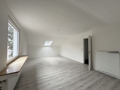 Erstbezug nach Sanierung – moderne 3-Zimmer-Wohnung mit Balkon und Glasfaser