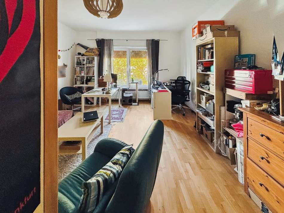 Kinderzimmer Blick vom Flur