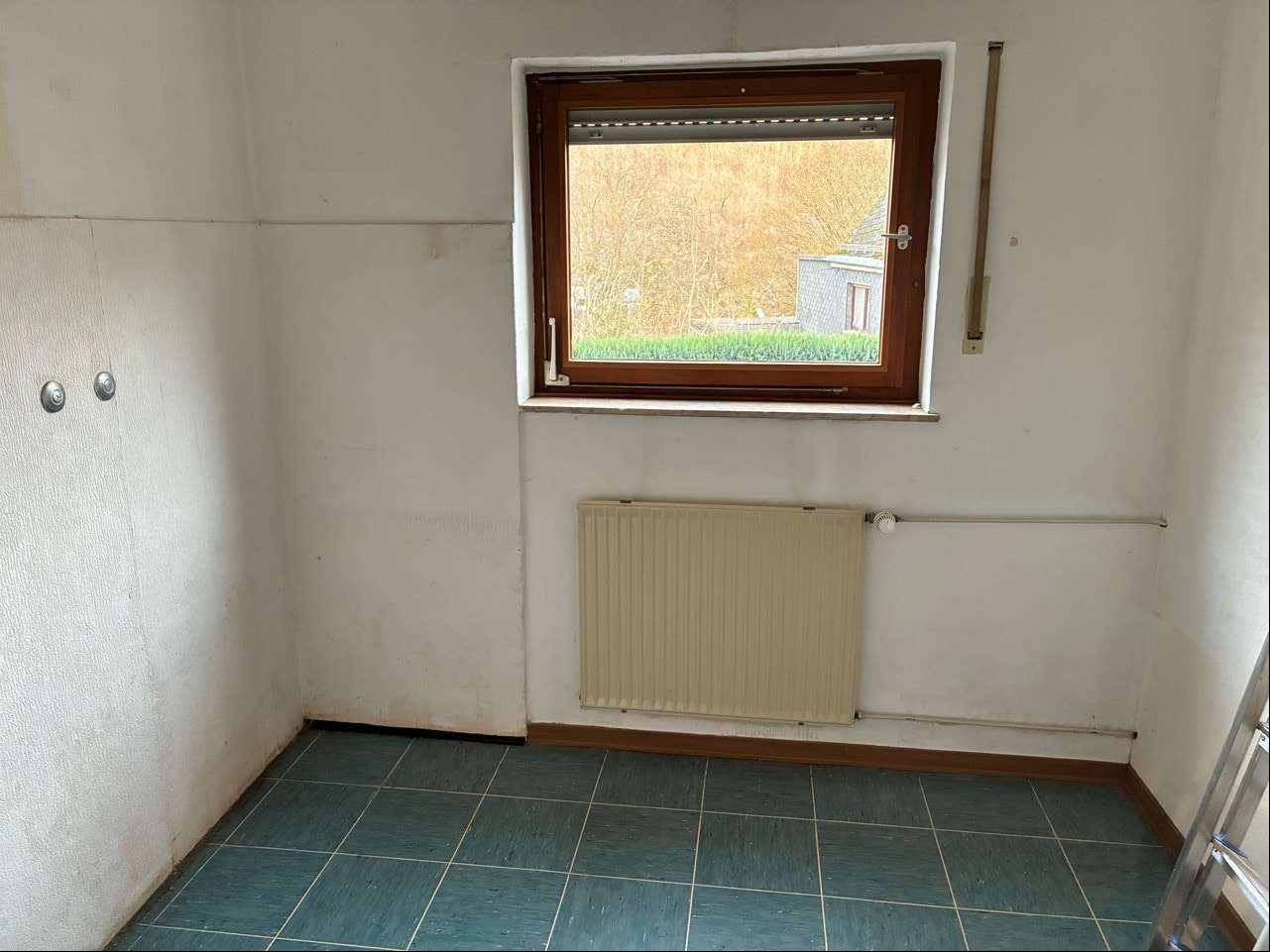 Immobilie in Herdorf - Preisreduzierung - Freistehendes Einfamilienhaus mit Carport in ruhiger Lage - Bild 5