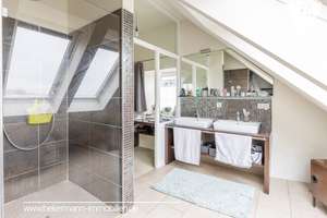 Property thumbnail 23