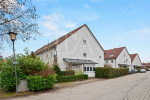 Charmantes Reiheneckhaus in Eichenried zu vermieten! – Die vollständige Adresse der Immobilie erhältst du vom Anbieter., 85452 Moosinning – Vorschaubild 3