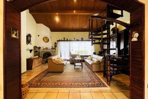 Einfamilienhaus mit Einliegerwohnung - 8,5 Zimmer, 240m², Garten, neuer Terrasse, Balkon und EBK – Die vollständige Adresse der Immobilie erhältst du vom Anbieter., 38259 Beinum, Salzgitter – Vorschaubild 2