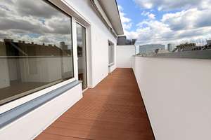 Traum-Penthouse mit 3 Balkonen, EBK und Aufzug direkt auf der Lorettostraße – Lorettostraße 5, 40219 Unterbilk, Düsseldorf – Vorschaubild 6