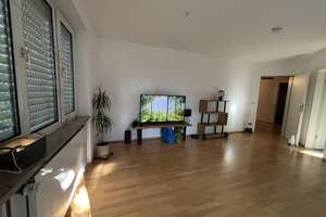 3-Zimmer-Wohnung im Erdgeschoss mit Balkon ins Grüne – Lachenmeyrstr. 39, 81827 Waldtrudering, München – Vorschaubild 3