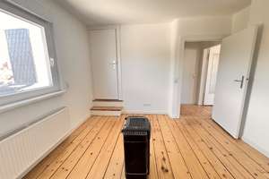 Einziehen & wohlfühlen: Saniertes Reihenmittelhaus mit ca. 410m2 Garten und 2 Stellplätzen – Sittestraße 42, 13437 Wittenau, Berlin – Vorschaubild 15