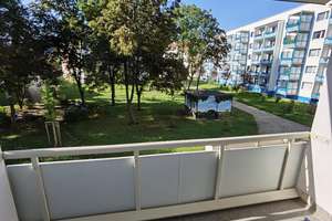 modern sanierte 3-Raum-Wohnung mit Balkon mit Südausrichtung – Goetheweg 1, 6406 Bernburg (Saale) – Vorschaubild 11