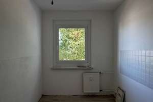 Charmante Wohnung für die kleine Familie - mit Balkon und Wannenbad! – Naumburger Ring 24, 12627 Hellersdorf, Berlin – Vorschaubild 6