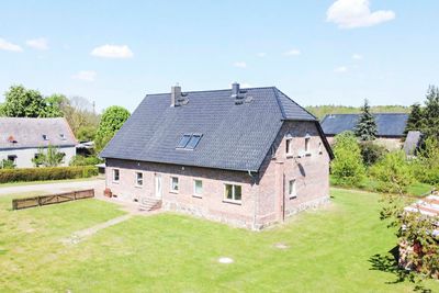 Historisches Gutshaus mit Charakter & viel Platz für bewusstes, ökologisches Wohnen