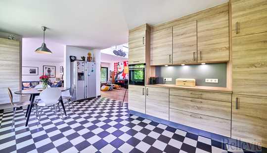 Bild von detached bungalow or 2 apartment-house for a large family and nature lovers