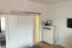 Freundliche 2 Raum Wohnung in Krefeld Stadtmitte – Marktstrasse 254, 47798 Stadtmitte, Krefeld – Vorschaubild 3