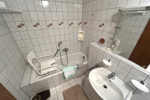 Schicke 3-Raumwohnung im familiären Wohnumfeld ! – Lehrter Straße 1, 39418 Salzlandkreis – Vorschaubild 10