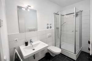Modernes 1-Zimmer Apartment mit Aufzug und EBK in Uni-Nähe – Haydnstraße 1, 93053 Galgenberg, Regensburg – Vorschaubild 5