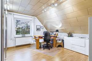 Modernisiertes Einfamilienhaus mit Weitblick - Ihr neues Zuhause in ruhiger Lage von Südbrookmerland – Die vollständige Adresse der Immobilie erhältst du vom Anbieter., 26624 Südbrookmerland – Vorschaubild 9