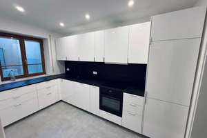 Erstbezug 2 Zimmerwohnung nach Kernsanierung in Stuttgart Zuffenhausen in Top Lage