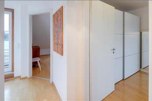 Möbliert: Gemütliche 3-Zimmer Wohnung mit Dachterrasse – Die vollständige Adresse der Immobilie erhältst du vom Anbieter., 80807 Milbertshofen, München – Vorschaubild 12