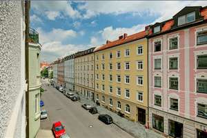 Möbliert: Schöne Altbauwohnung in Haidhausen auf Zeit mieten – Die vollständige Adresse der Immobilie erhältst du vom Anbieter., 81667 Haidhausen Nord, München – Vorschaubild 12