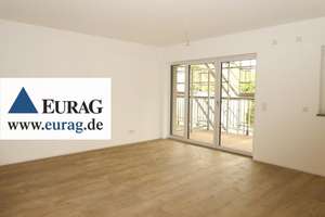 FÜ: Erstbezug! Attraktiv & repräsentativ, 2-Zi-Whg (1.OG) mit EBK, Balkon, Aufzug + TG-Stellplatz