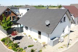 Elegantes Einfamilienhaus mit Pool in Schutterzell – Ihr Traumhaus wartet auf Sie! – Haydnstraße 7, 77743 Neuried – Vorschaubild 5